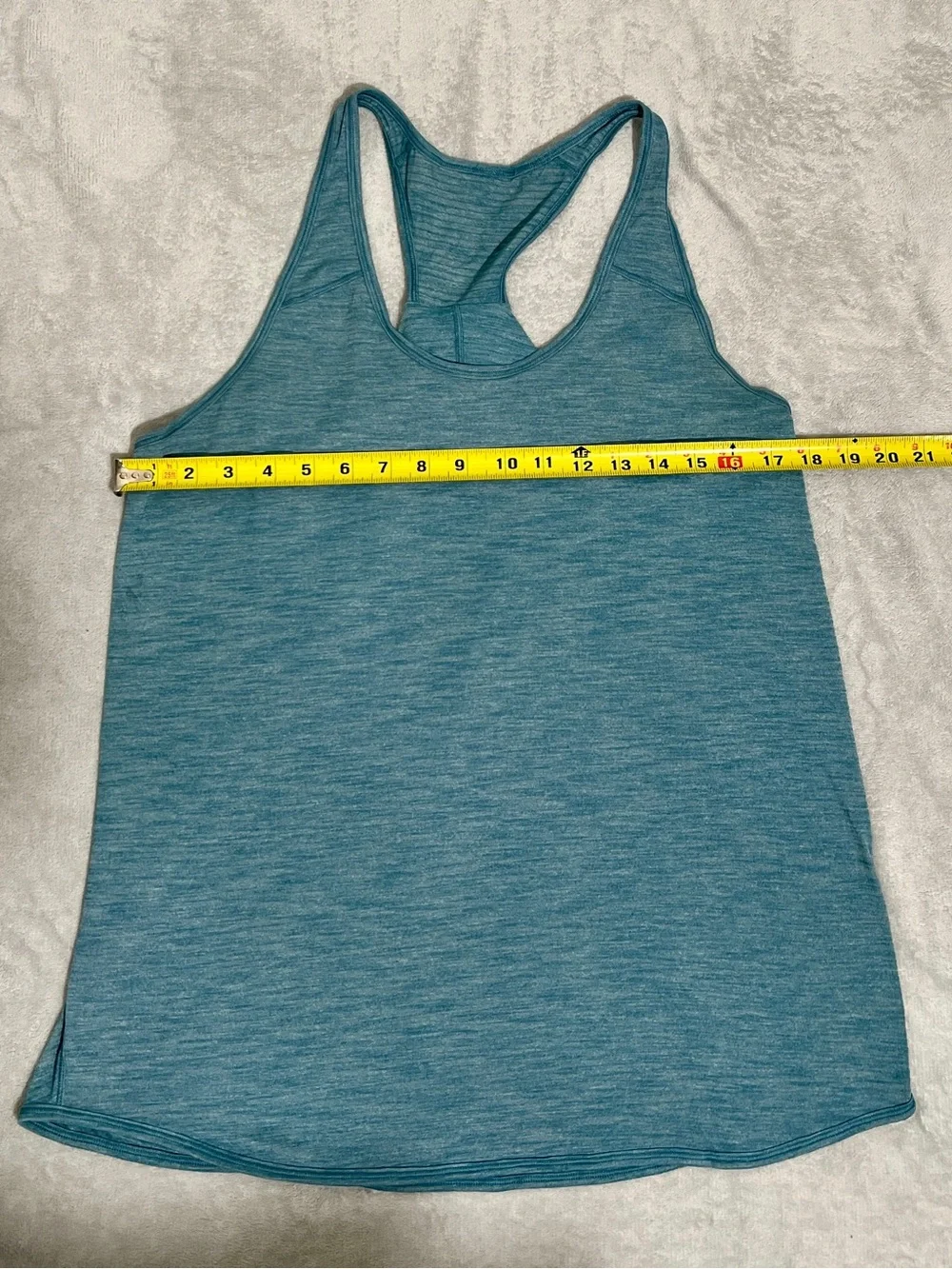 EUC Lululemon Essential Tank Size 10-12
